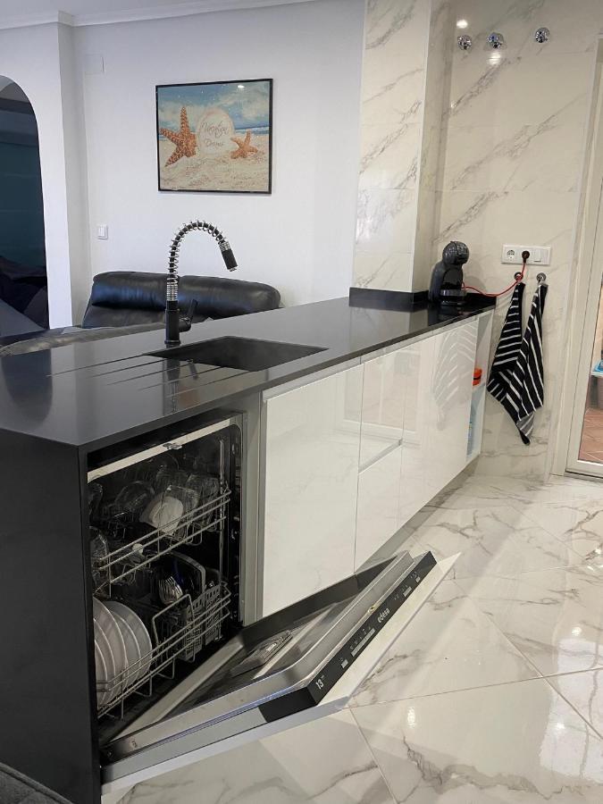 Casa Marina Suerte - Punta Prima, Torrevieja Appartement Alicante Buitenkant foto