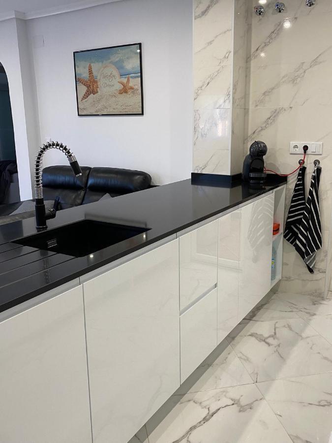 Casa Marina Suerte - Punta Prima, Torrevieja Appartement Alicante Buitenkant foto