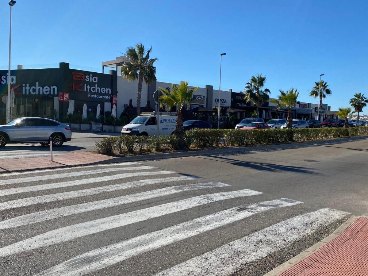 Casa Marina Suerte - Punta Prima, Torrevieja Appartement Alicante Buitenkant foto